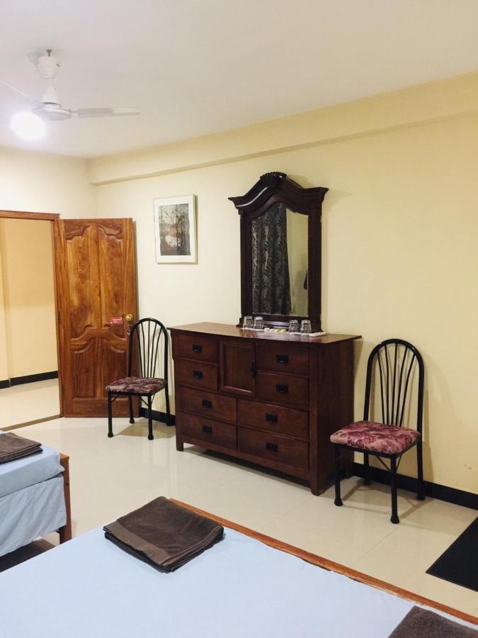 Senthil Complex Hotel จาฟนา ภายนอก รูปภาพ
